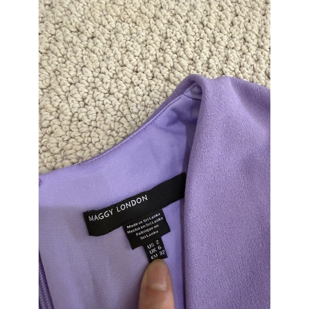 Elegant Lavender Belted Sheath Dress - Picture 4 of 7